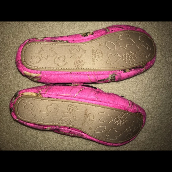 Moccasin - Picture 2 of 2